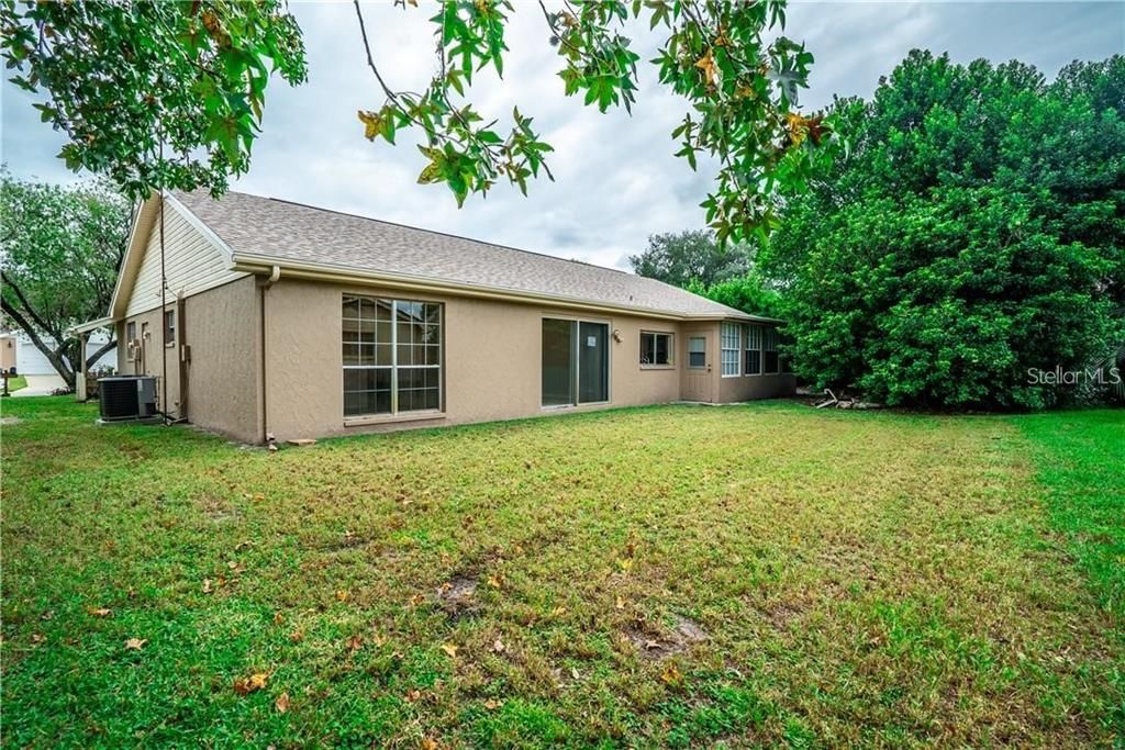 For Rent: $2,100 (3 beds, 2 baths, 1519 Square Feet)