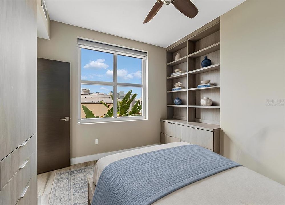 En Venta: $574,900 (2 camas, 2 baños, 1278 Pies cuadrados)