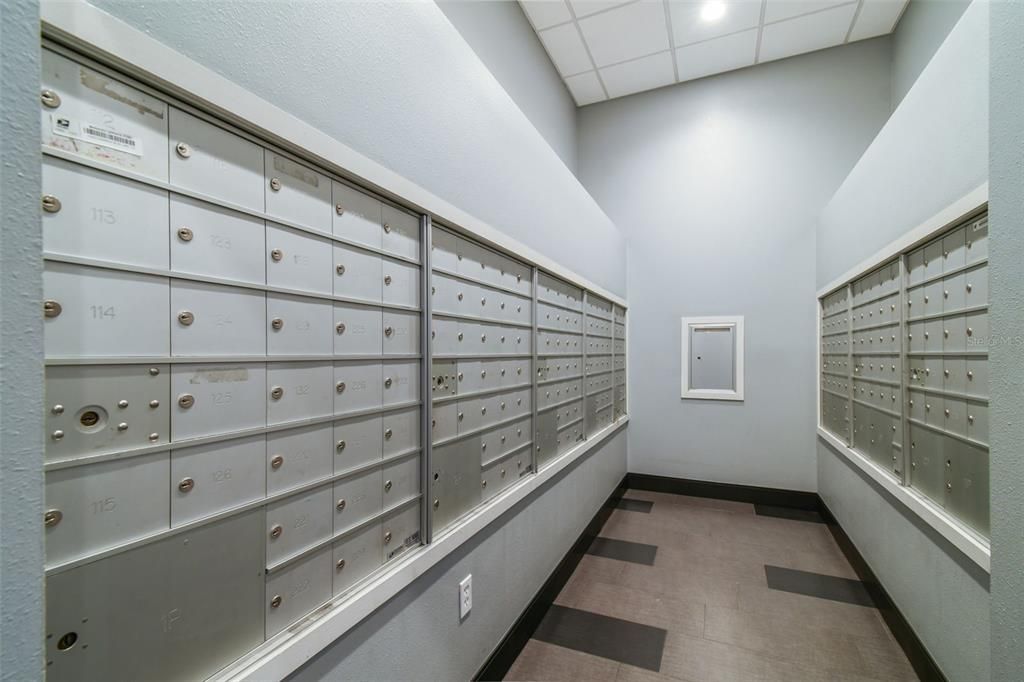 En Venta: $574,900 (2 camas, 2 baños, 1278 Pies cuadrados)