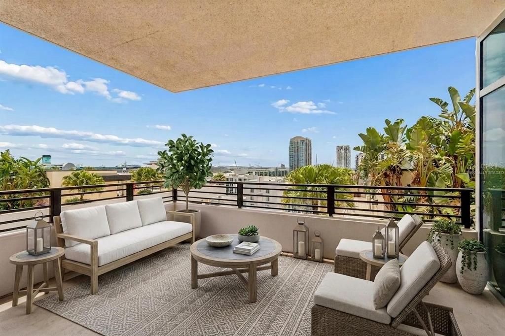 En Venta: $574,900 (2 camas, 2 baños, 1278 Pies cuadrados)