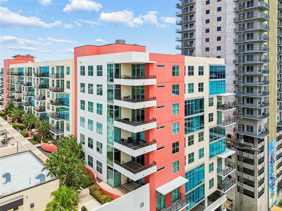En Venta: $574,900 (2 camas, 2 baños, 1278 Pies cuadrados)