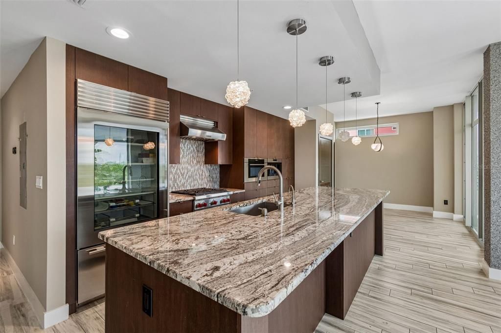 En Venta: $574,900 (2 camas, 2 baños, 1278 Pies cuadrados)