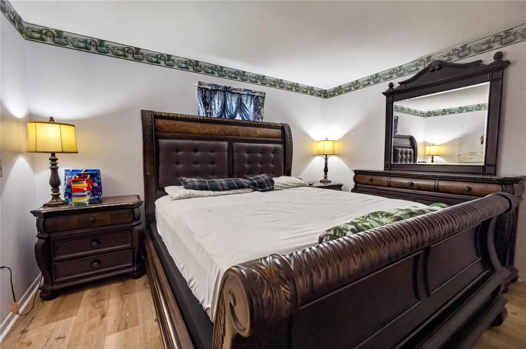 En Venta: $475,000 (3 camas, 2 baños, 1850 Pies cuadrados)