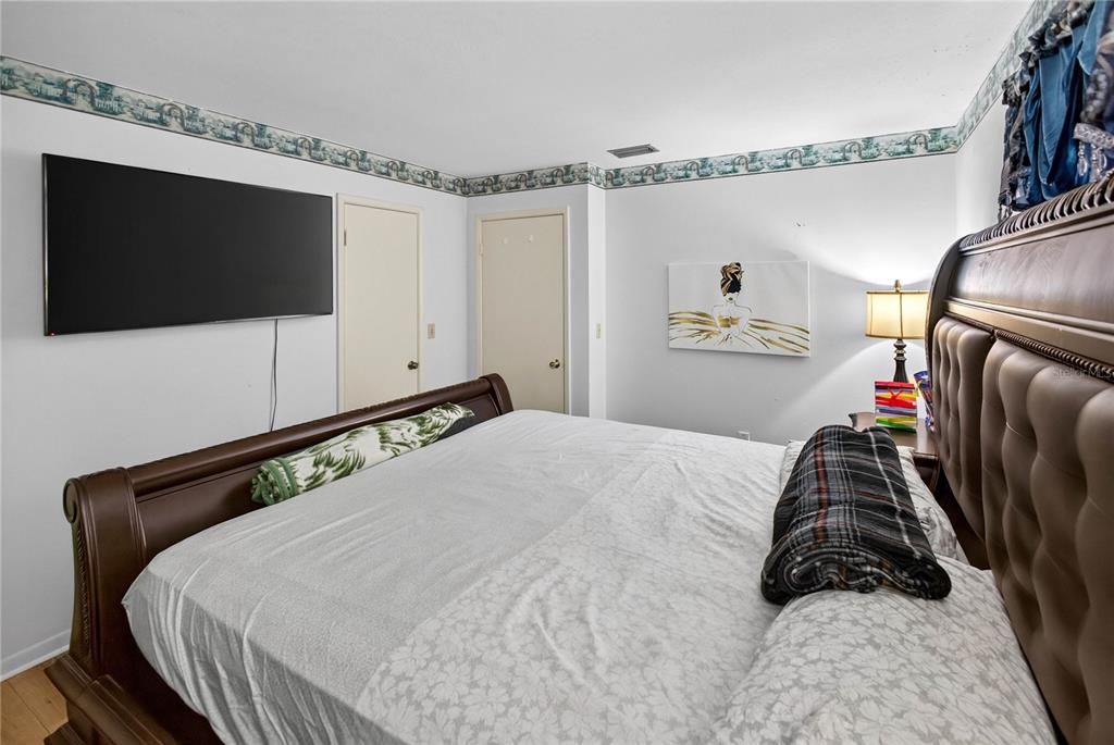 En Venta: $475,000 (3 camas, 2 baños, 1850 Pies cuadrados)