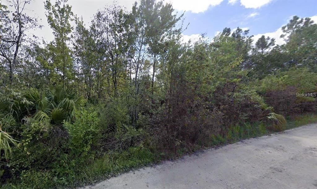 На продажу: $14,900 (0.18 acres)