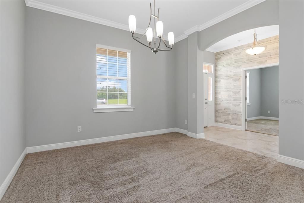 For Sale: $919,900 (5 beds, 3 baths, 3112 Square Feet)
