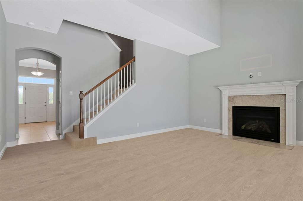 For Sale: $919,900 (5 beds, 3 baths, 3112 Square Feet)