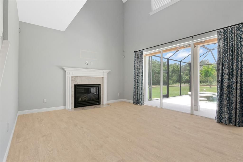 For Sale: $919,900 (5 beds, 3 baths, 3112 Square Feet)
