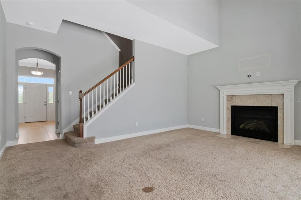 For Sale: $919,900 (5 beds, 3 baths, 3112 Square Feet)