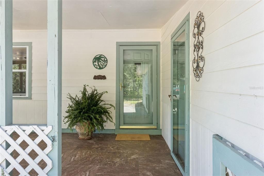 En Venta: $465,000 (3 camas, 2 baños, 2208 Pies cuadrados)