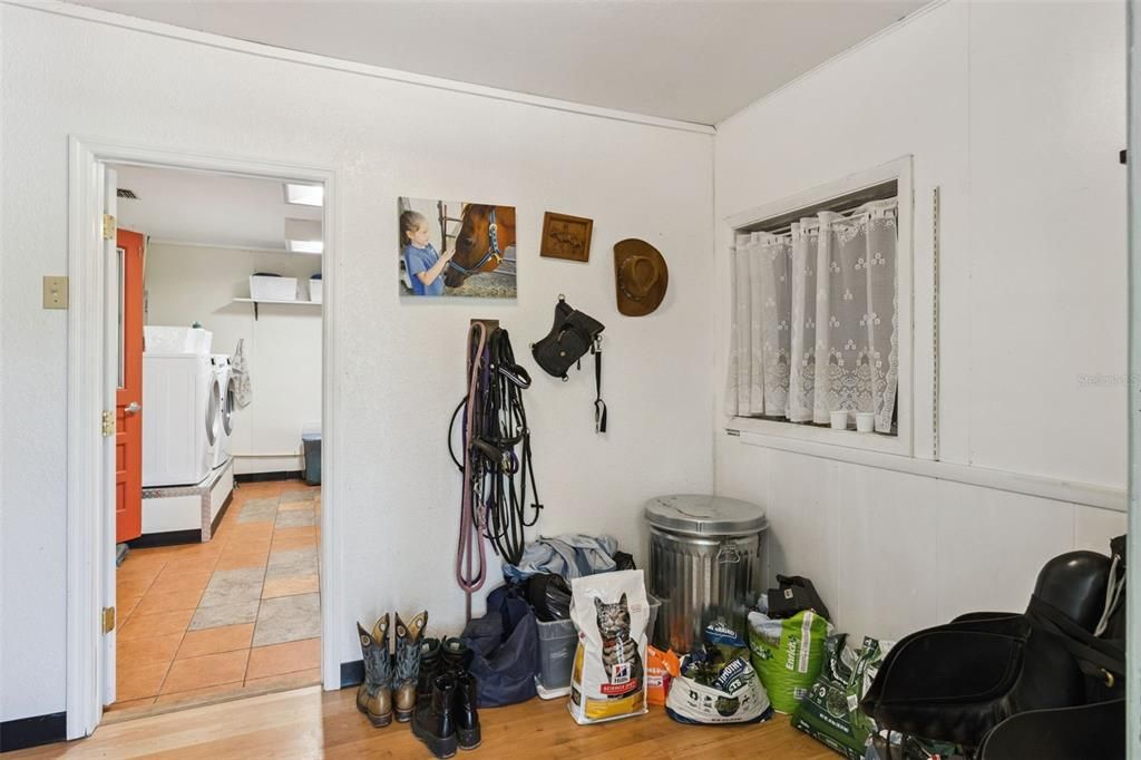 En Venta: $465,000 (3 camas, 2 baños, 2208 Pies cuadrados)