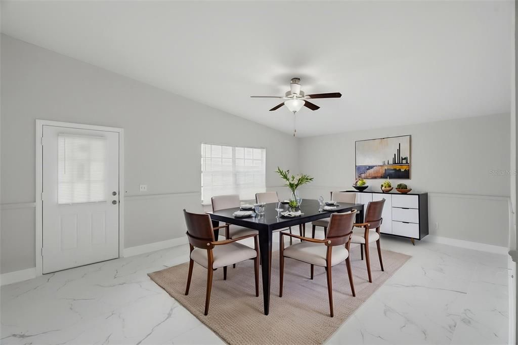 For Sale: $499,000 (4 beds, 3 baths, 2590 Square Feet)