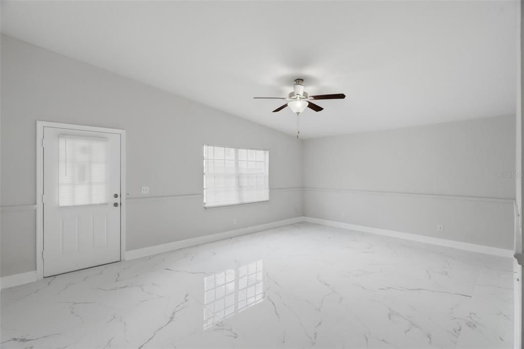 For Sale: $499,000 (4 beds, 3 baths, 2590 Square Feet)