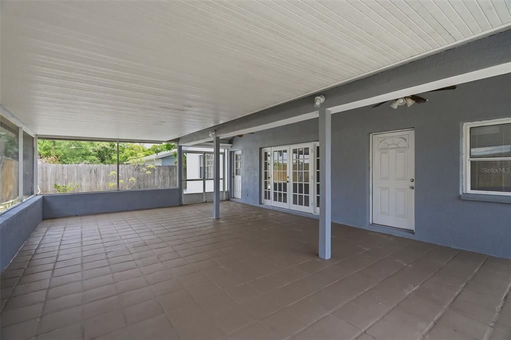 For Sale: $499,000 (4 beds, 3 baths, 2590 Square Feet)
