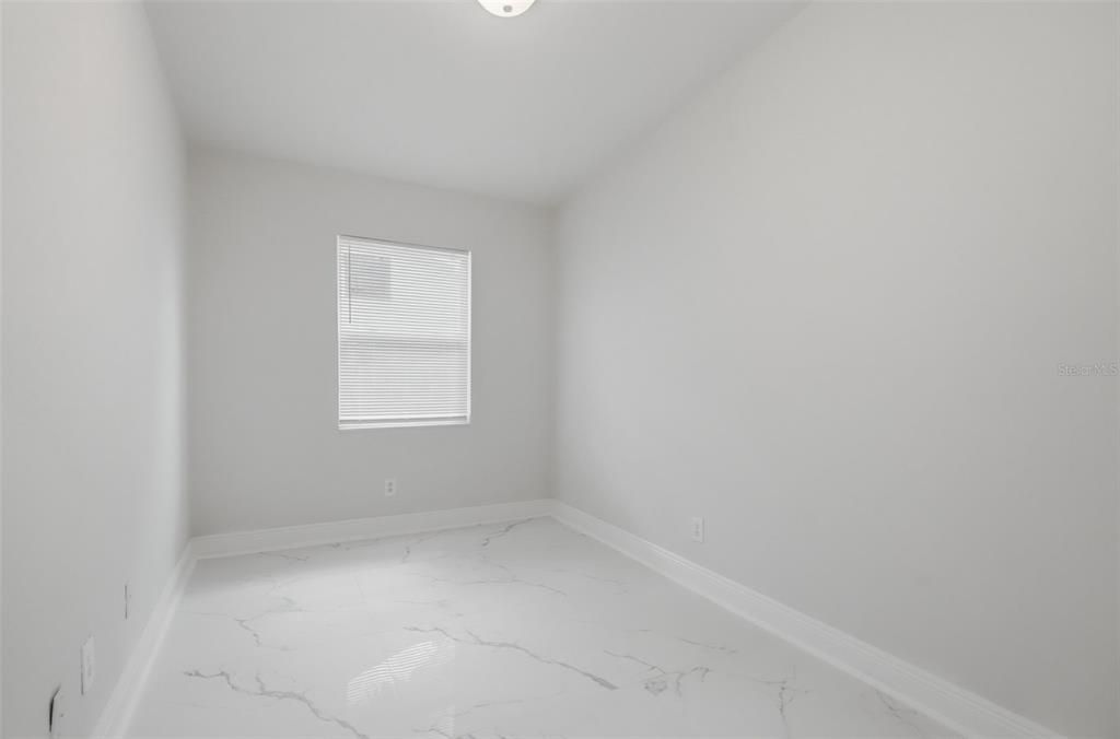 For Sale: $499,000 (4 beds, 3 baths, 2590 Square Feet)