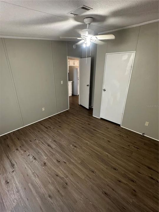 На продажу: $195,000 (3 спален, 2 ванн, 1232 Квадратных фут)