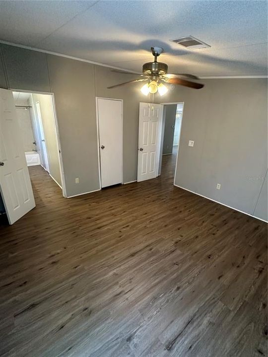 На продажу: $195,000 (3 спален, 2 ванн, 1232 Квадратных фут)