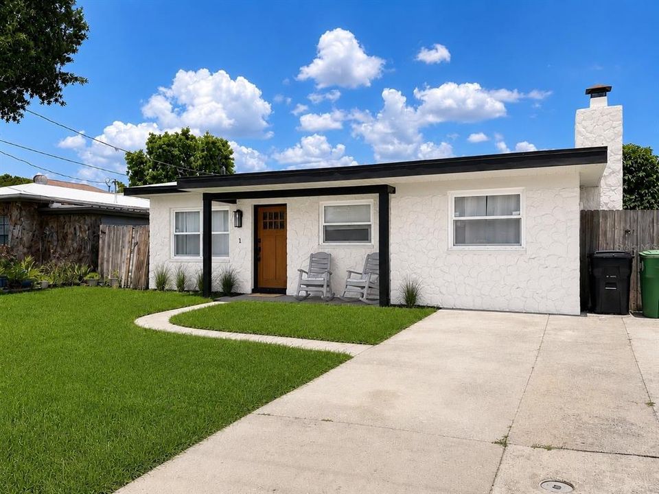For Sale: $449,000 (3 beds, 2 baths, 1522 Square Feet)