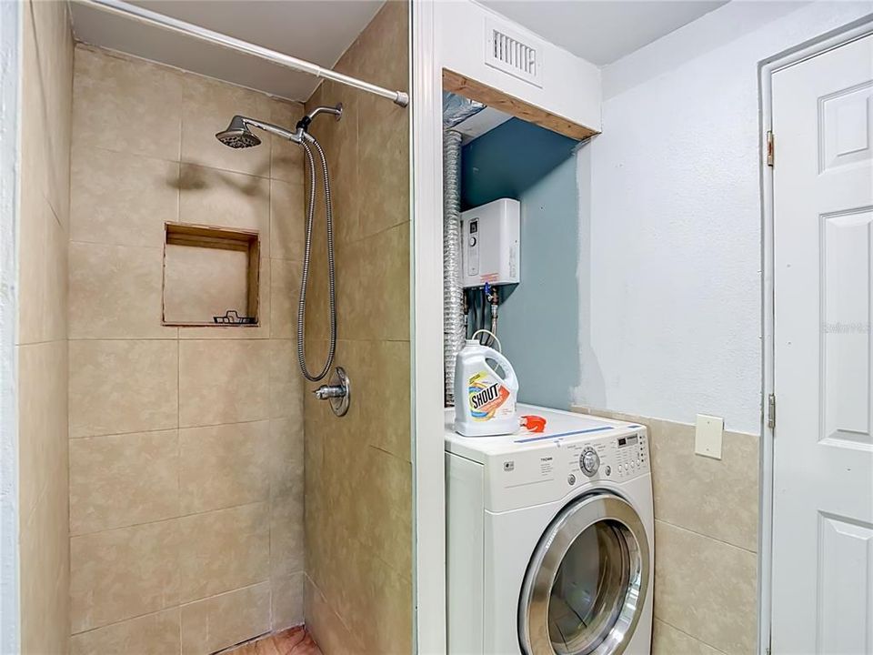 For Sale: $449,000 (3 beds, 2 baths, 1522 Square Feet)