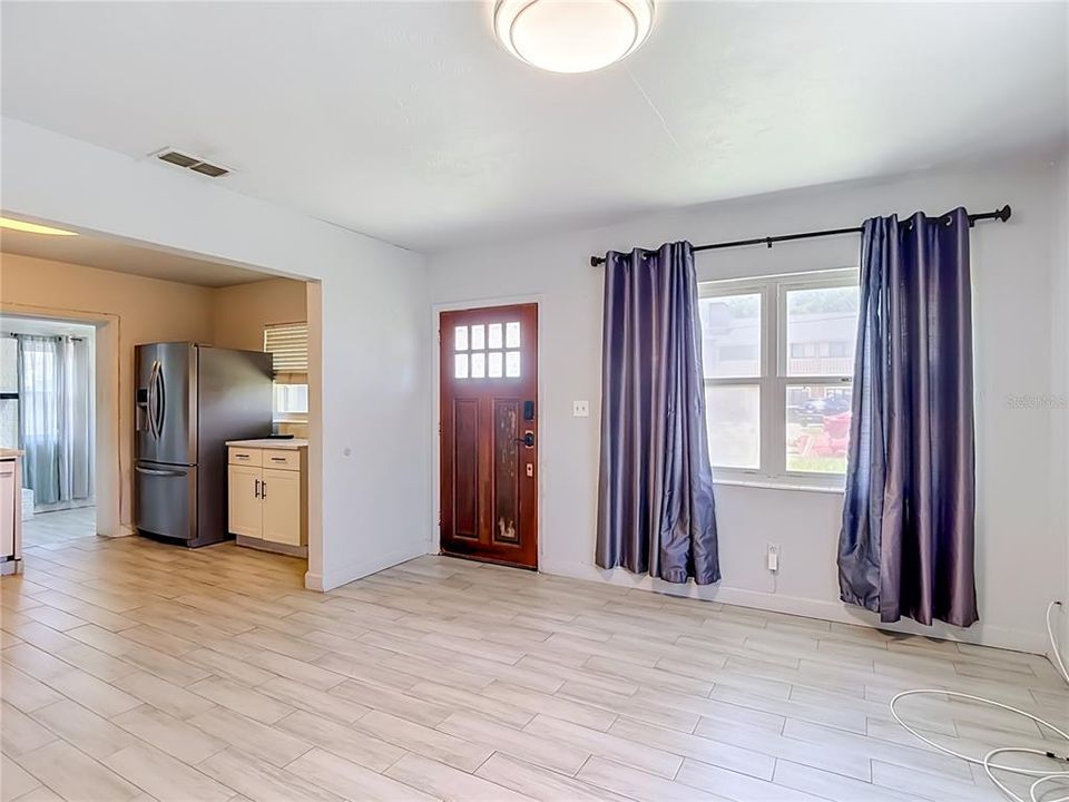 For Sale: $449,000 (3 beds, 2 baths, 1522 Square Feet)