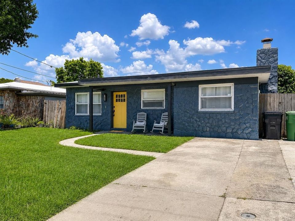 For Sale: $449,000 (3 beds, 2 baths, 1522 Square Feet)