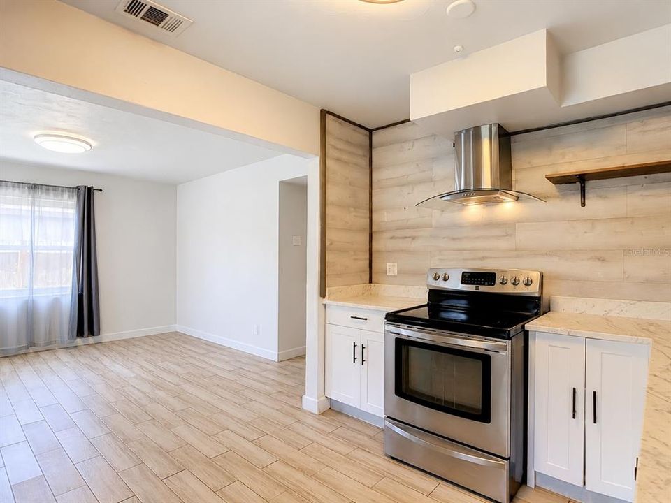 For Sale: $449,000 (3 beds, 2 baths, 1522 Square Feet)