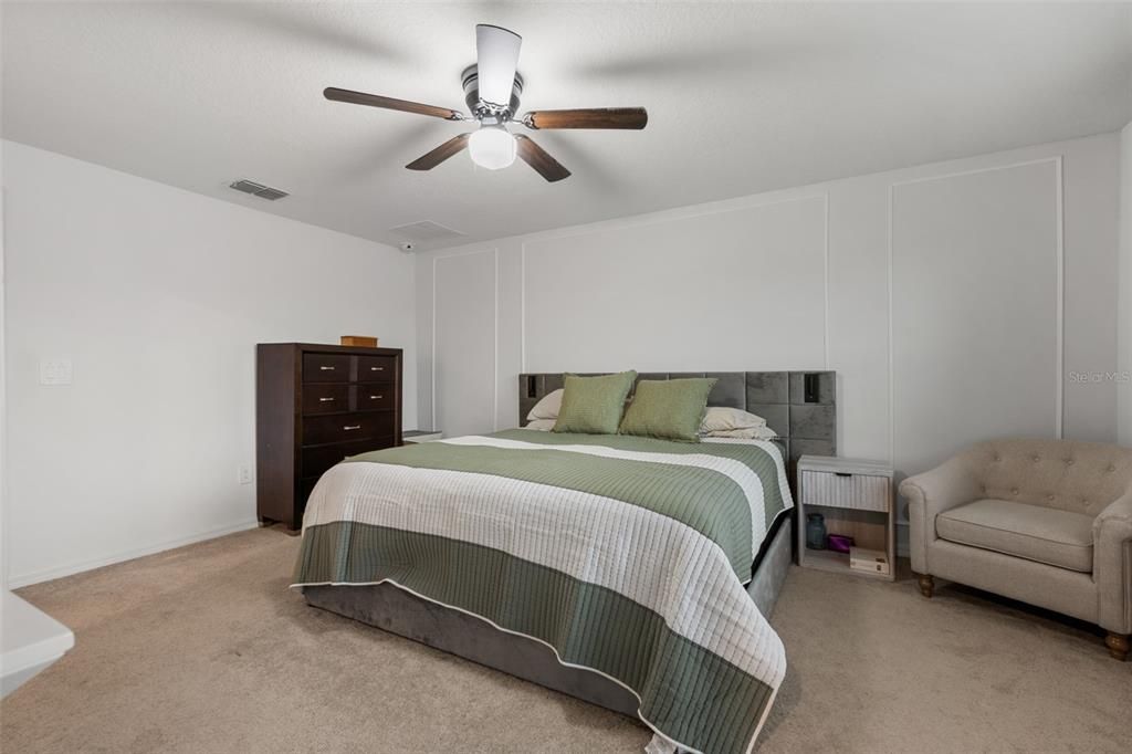 For Sale: $269,500 (3 beds, 2 baths, 1708 Square Feet)