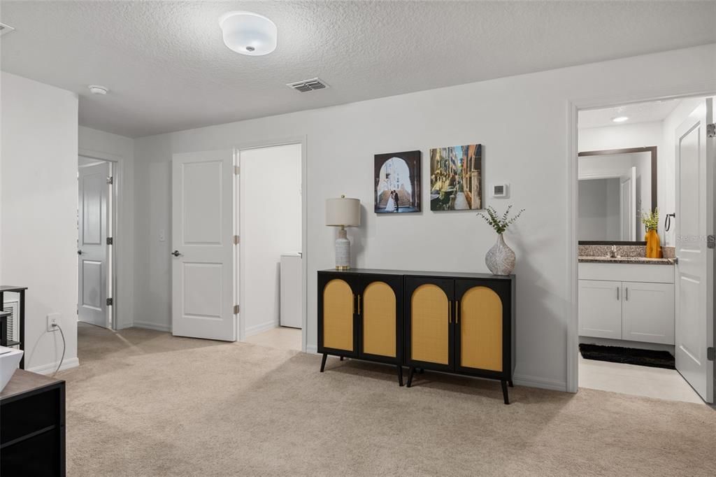 For Sale: $269,500 (3 beds, 2 baths, 1708 Square Feet)