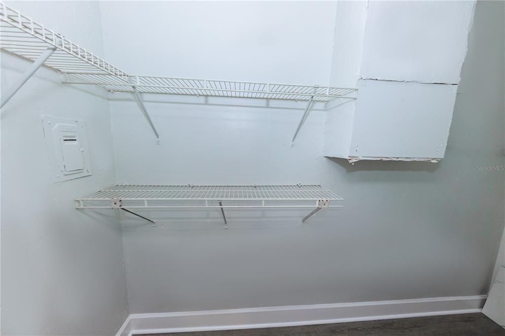 En Renta: $2,350 (3 camas, 2 baños, 1336 Pies cuadrados)