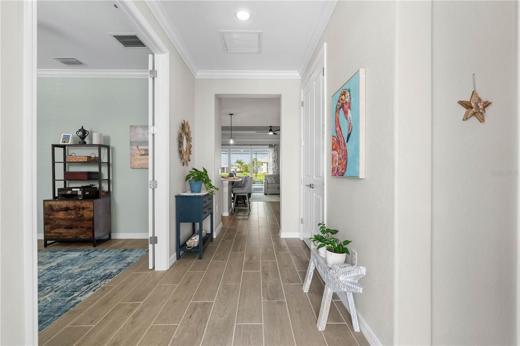 En Venta: $569,000 (2 camas, 2 baños, 1948 Pies cuadrados)