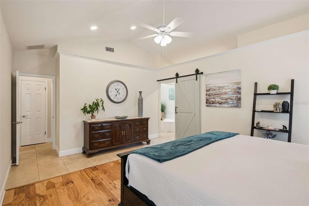 For Rent: $5,000 (6 beds, 5 baths, 3676 Square Feet)