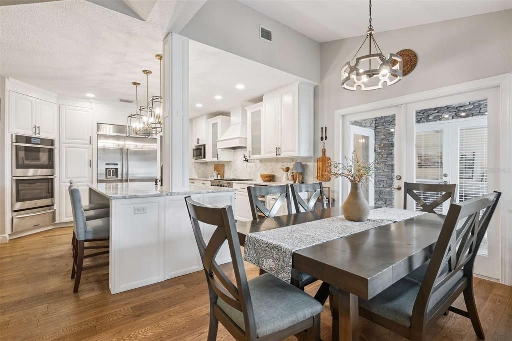 For Rent: $5,000 (6 beds, 5 baths, 3676 Square Feet)