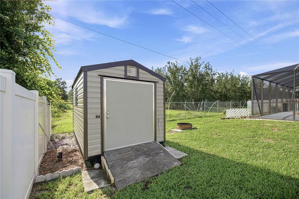 En Venta: $359,900 (3 camas, 2 baños, 1898 Pies cuadrados)