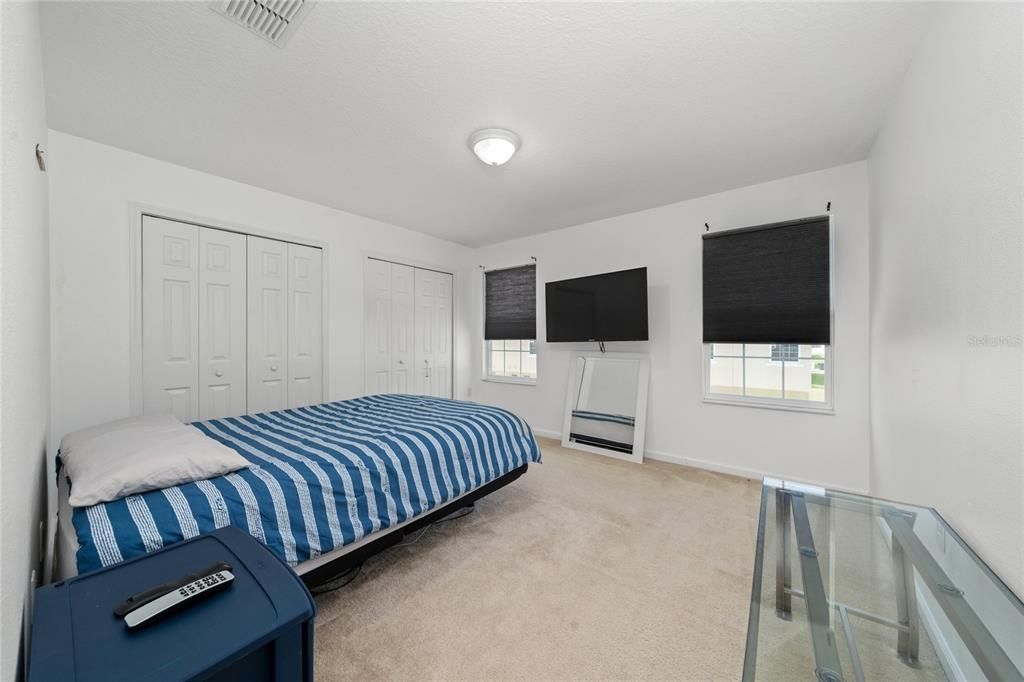 For Sale: $280,000 (3 beds, 2 baths, 1612 Square Feet)