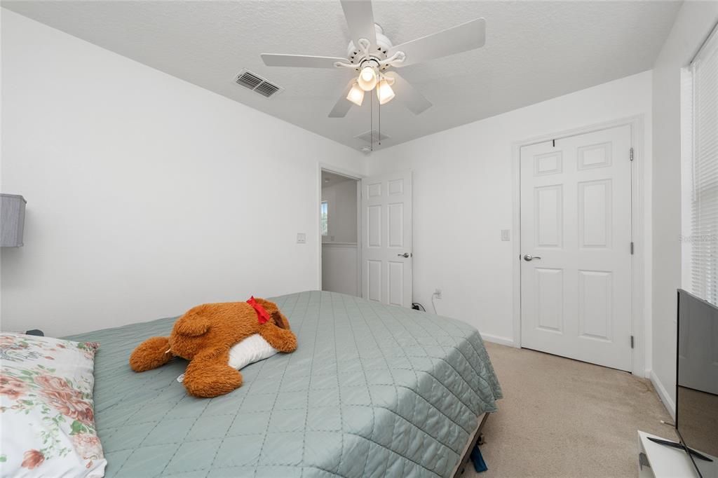 For Sale: $280,000 (3 beds, 2 baths, 1612 Square Feet)