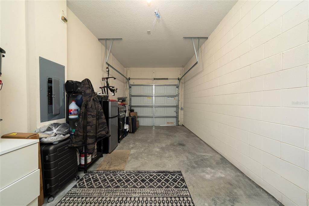For Sale: $280,000 (3 beds, 2 baths, 1612 Square Feet)
