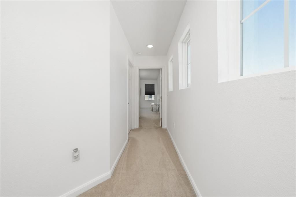 For Sale: $280,000 (3 beds, 2 baths, 1612 Square Feet)