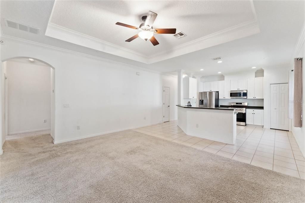 For Rent: $3,200 (3 beds, 2 baths, 1903 Square Feet)