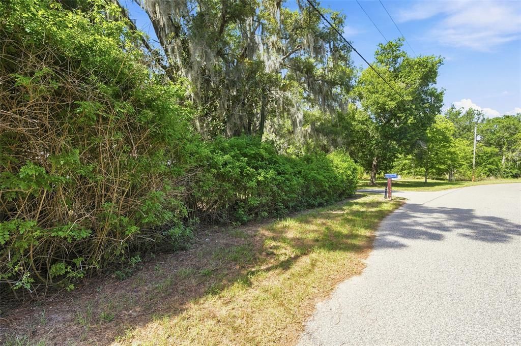 For Sale: $175,000 (2 beds, 1 baths, 1040 Square Feet)