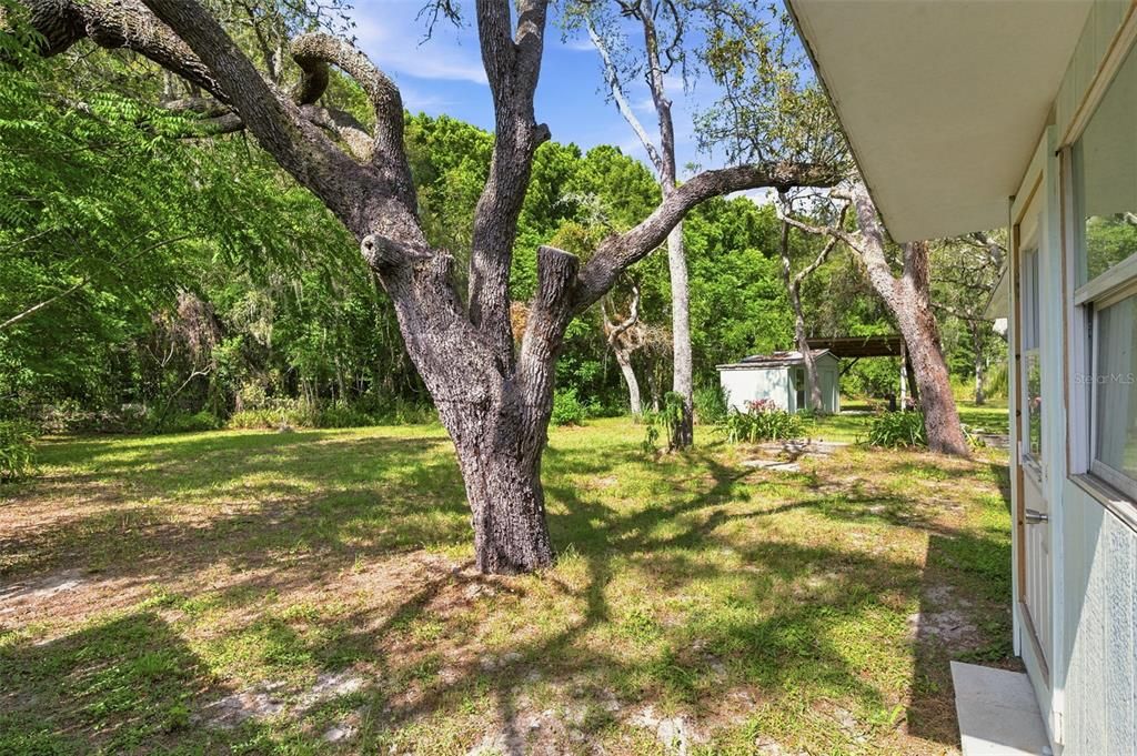 For Sale: $175,000 (2 beds, 1 baths, 1040 Square Feet)