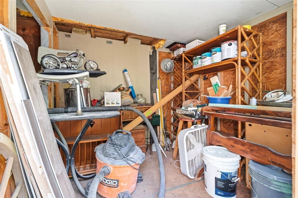 For Sale: $175,000 (2 beds, 1 baths, 1040 Square Feet)