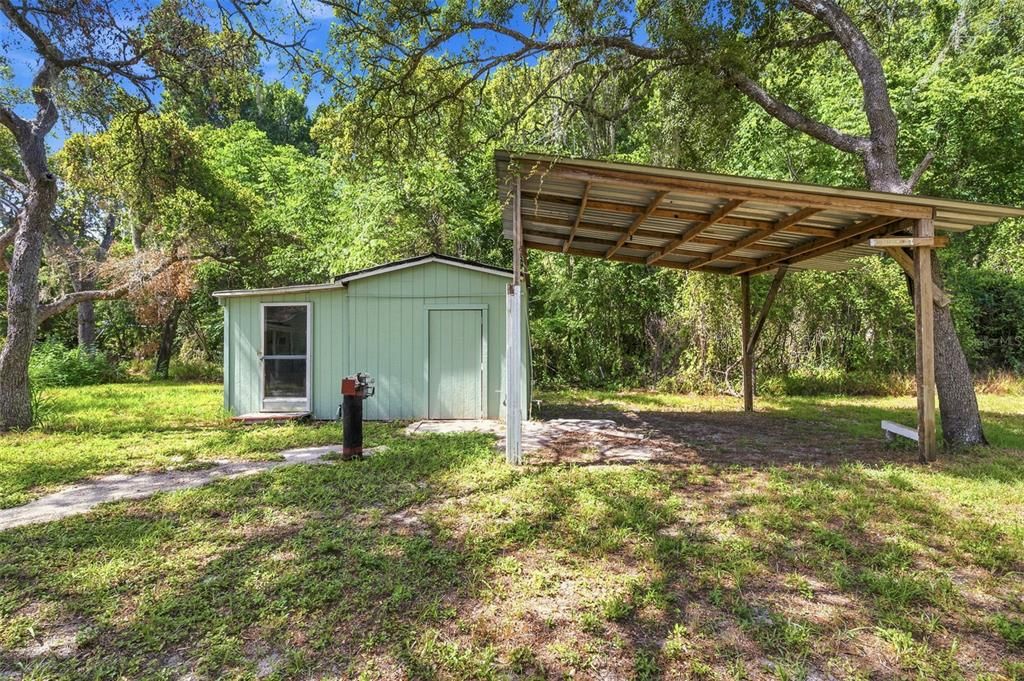 For Sale: $175,000 (2 beds, 1 baths, 1040 Square Feet)