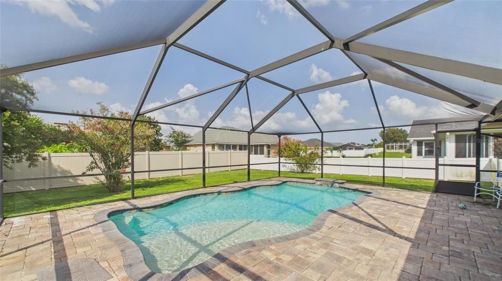 For Sale: $489,000 (3 beds, 2 baths, 2153 Square Feet)
