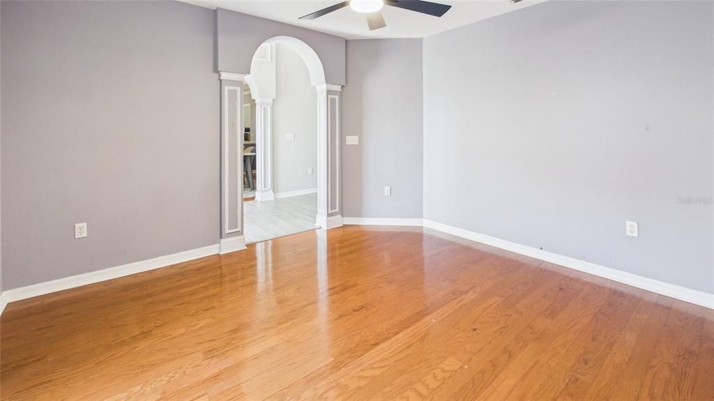 For Sale: $489,000 (3 beds, 2 baths, 2153 Square Feet)