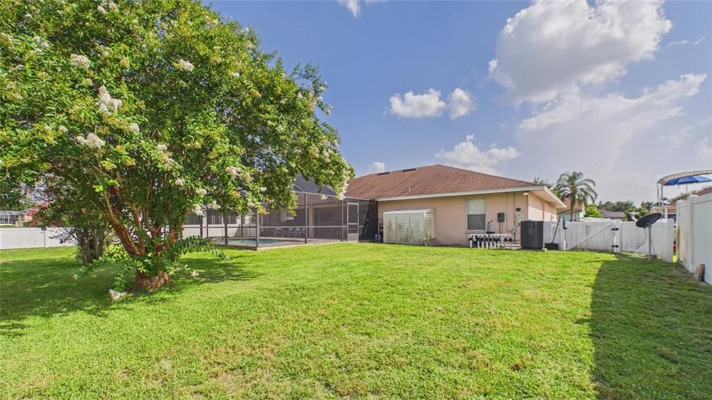 For Sale: $489,000 (3 beds, 2 baths, 2153 Square Feet)