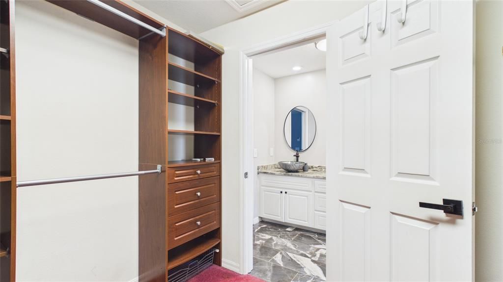 For Sale: $489,000 (3 beds, 2 baths, 2153 Square Feet)