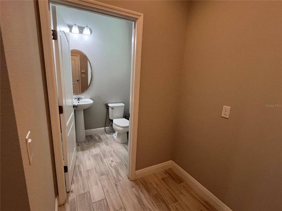 For Sale: $850,000 (5 beds, 4 baths, 3635 Square Feet)
