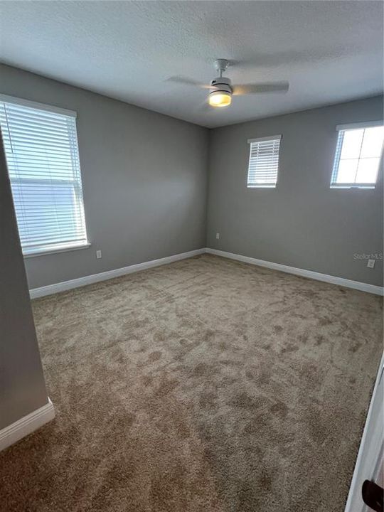 For Sale: $850,000 (5 beds, 4 baths, 3635 Square Feet)