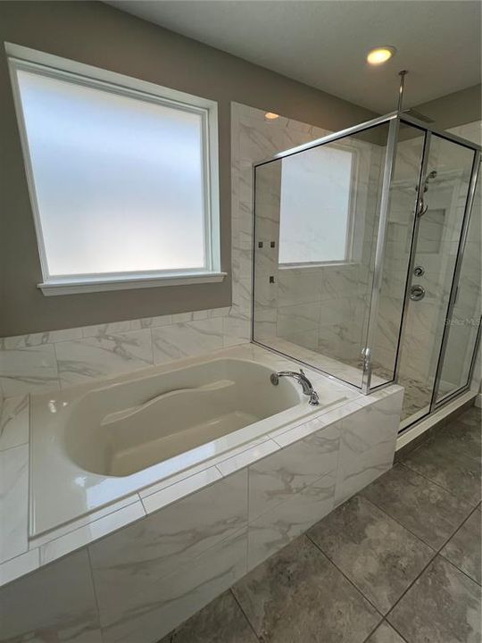 For Sale: $850,000 (5 beds, 4 baths, 3635 Square Feet)