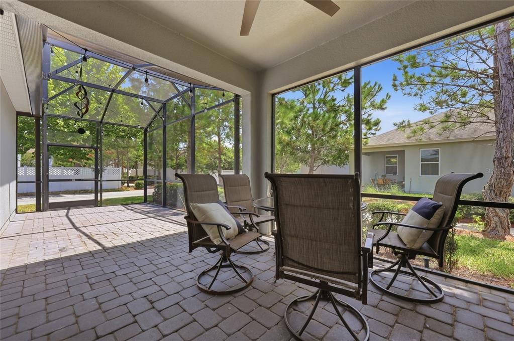 En Venta: $549,990 (3 camas, 2 baños, 1979 Pies cuadrados)